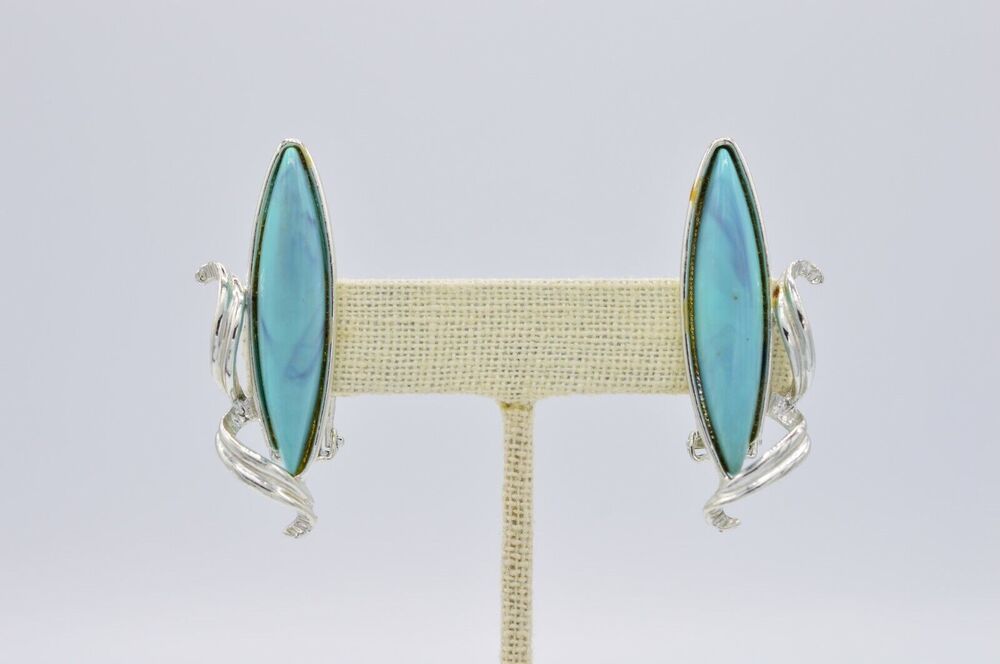 Tara Vintage Clip On Earrings Faux Turquoise Cabochon Chunky Signed 1980s BinAB